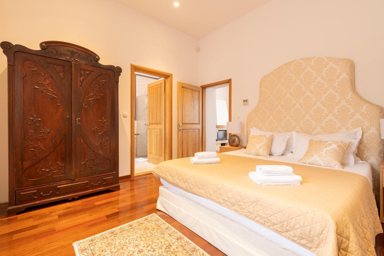 B&B Heritage Villa Apolon Stari Grad  Exteriör bild